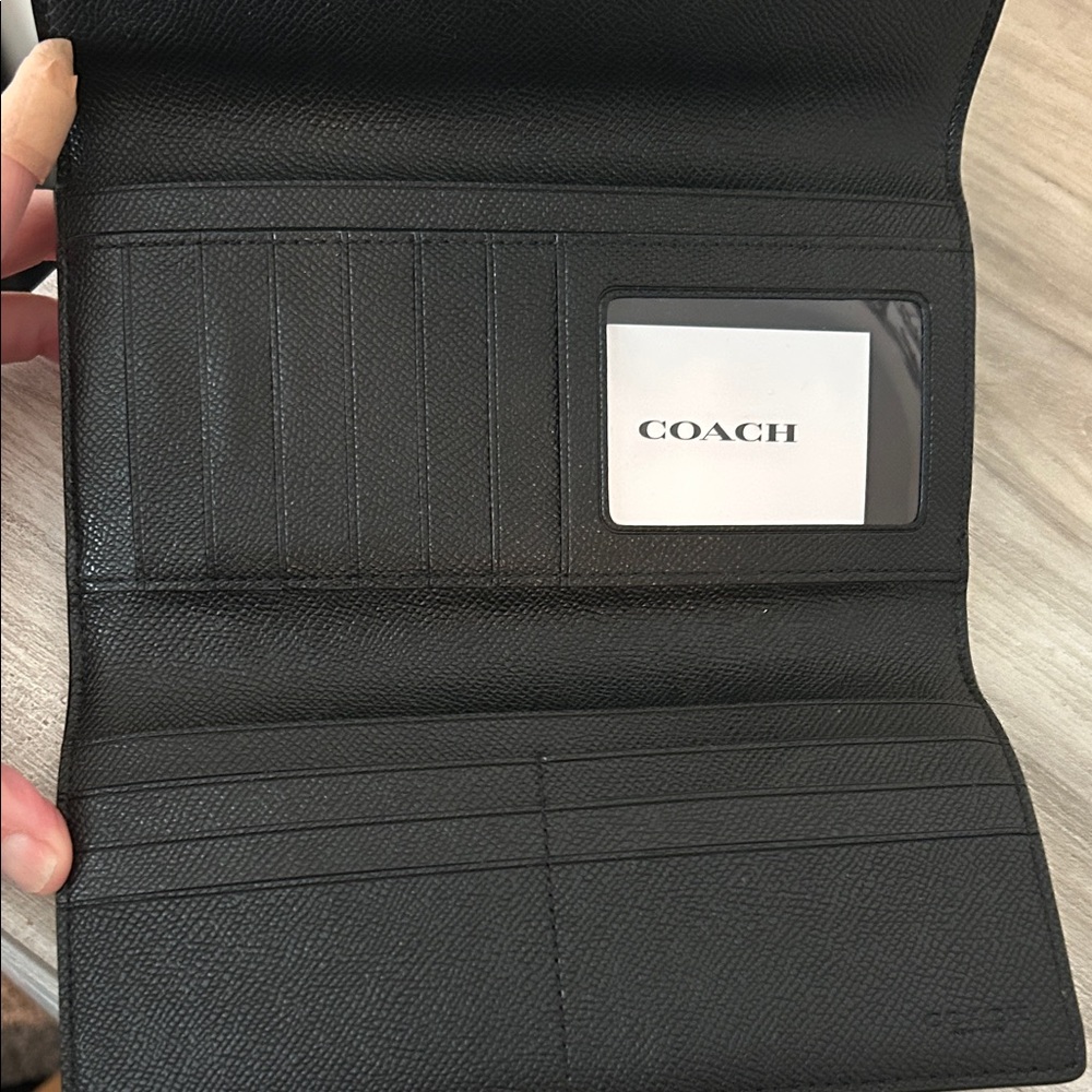 Coach Dark Brown and Black Signature Wallet NWOT - Picture 8 of 10